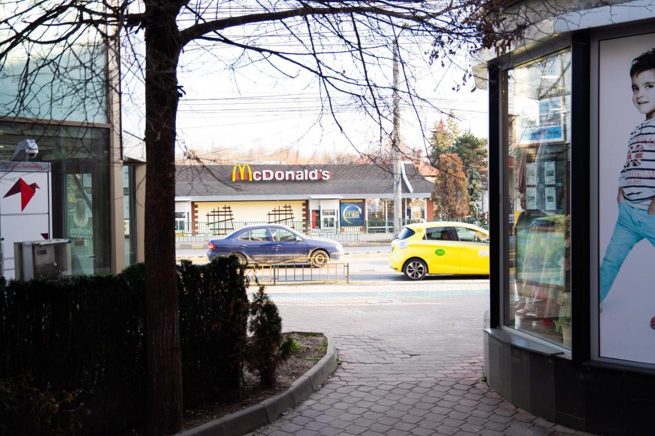 Ultracentral Golden Apartament 2 Suczawa Zewnętrze zdjęcie