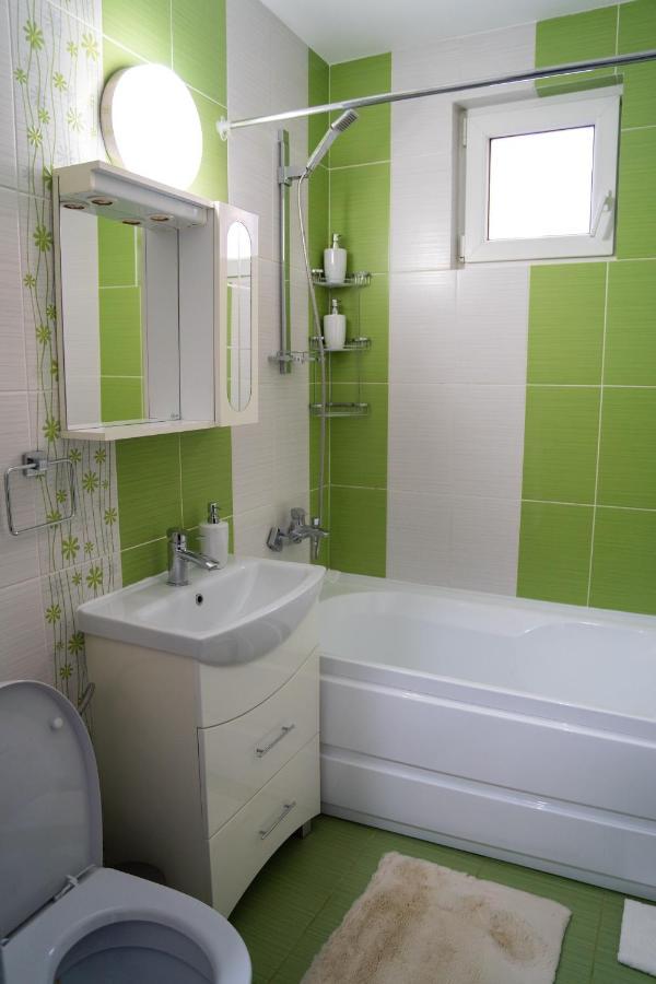 Ultracentral Golden Apartament 2 Suczawa Zewnętrze zdjęcie