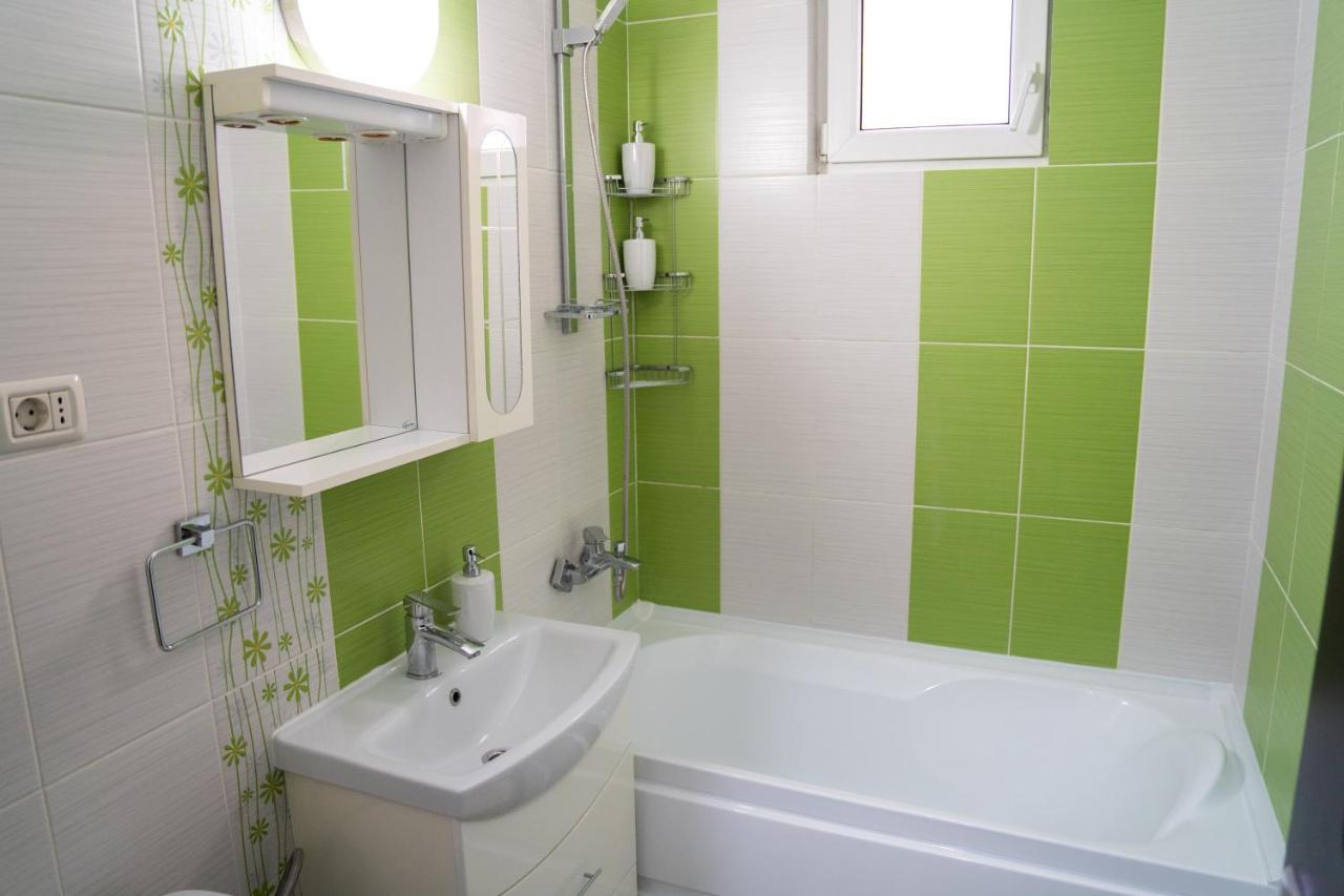 Ultracentral Golden Apartament 2 Suczawa Zewnętrze zdjęcie