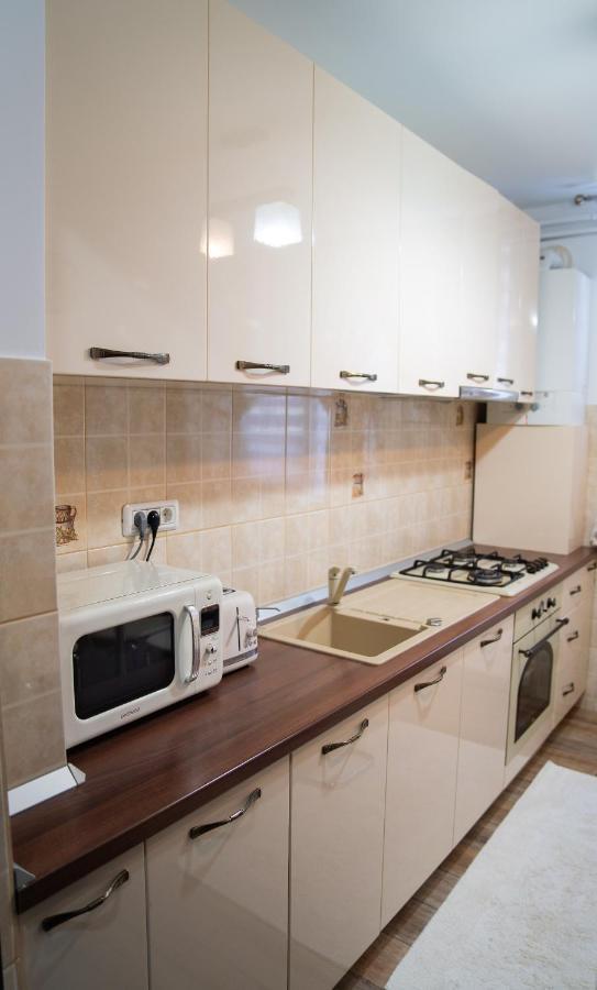Ultracentral Golden Apartament 2 Suczawa Zewnętrze zdjęcie